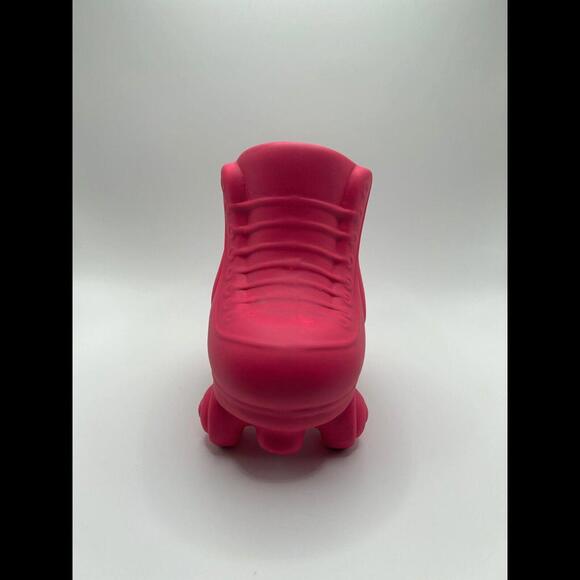 Decorative Pink Vessel Roller Skates - Picture 2 of 4